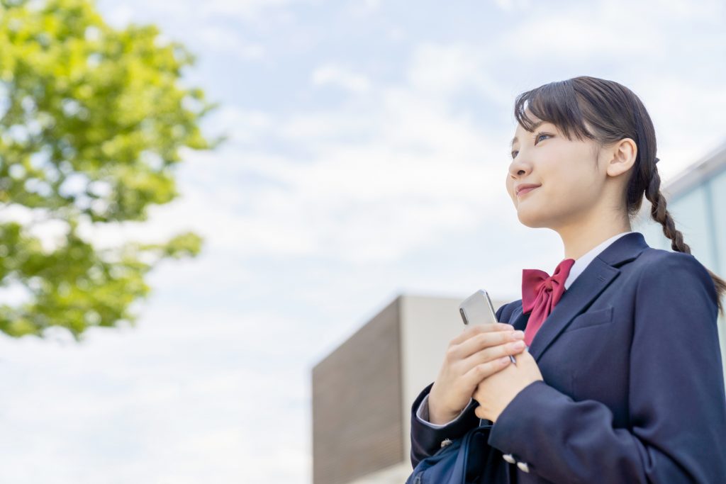 「高校を中退してよかった」と感じる方も半数以上いる